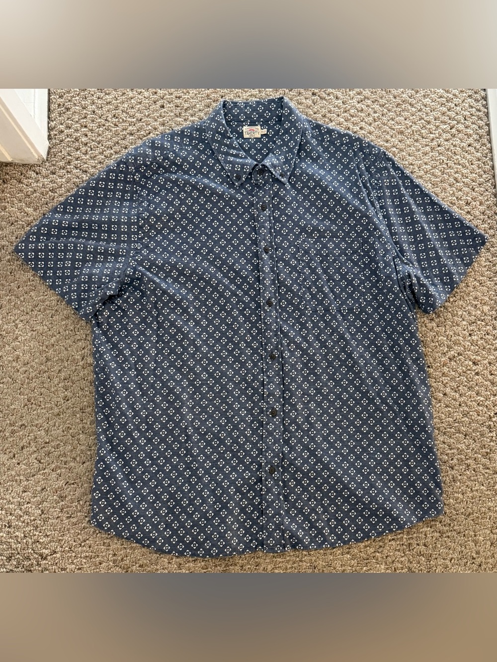 Faherty Indigo Short-Sleeve Button-Down with Micro Diamond Print